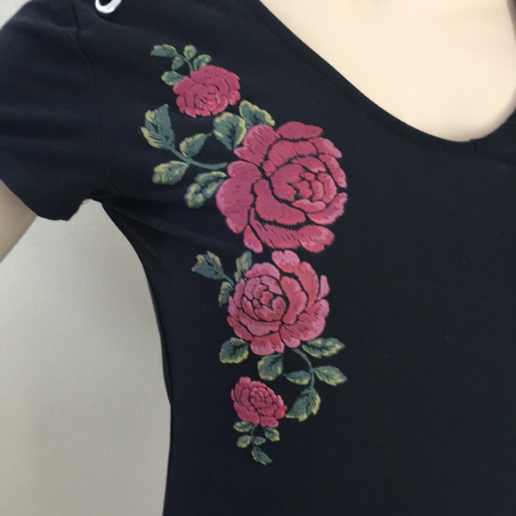 No Boundaries Top Sz S 3-5 ❤️💚🖤 - Picture 5 of 10